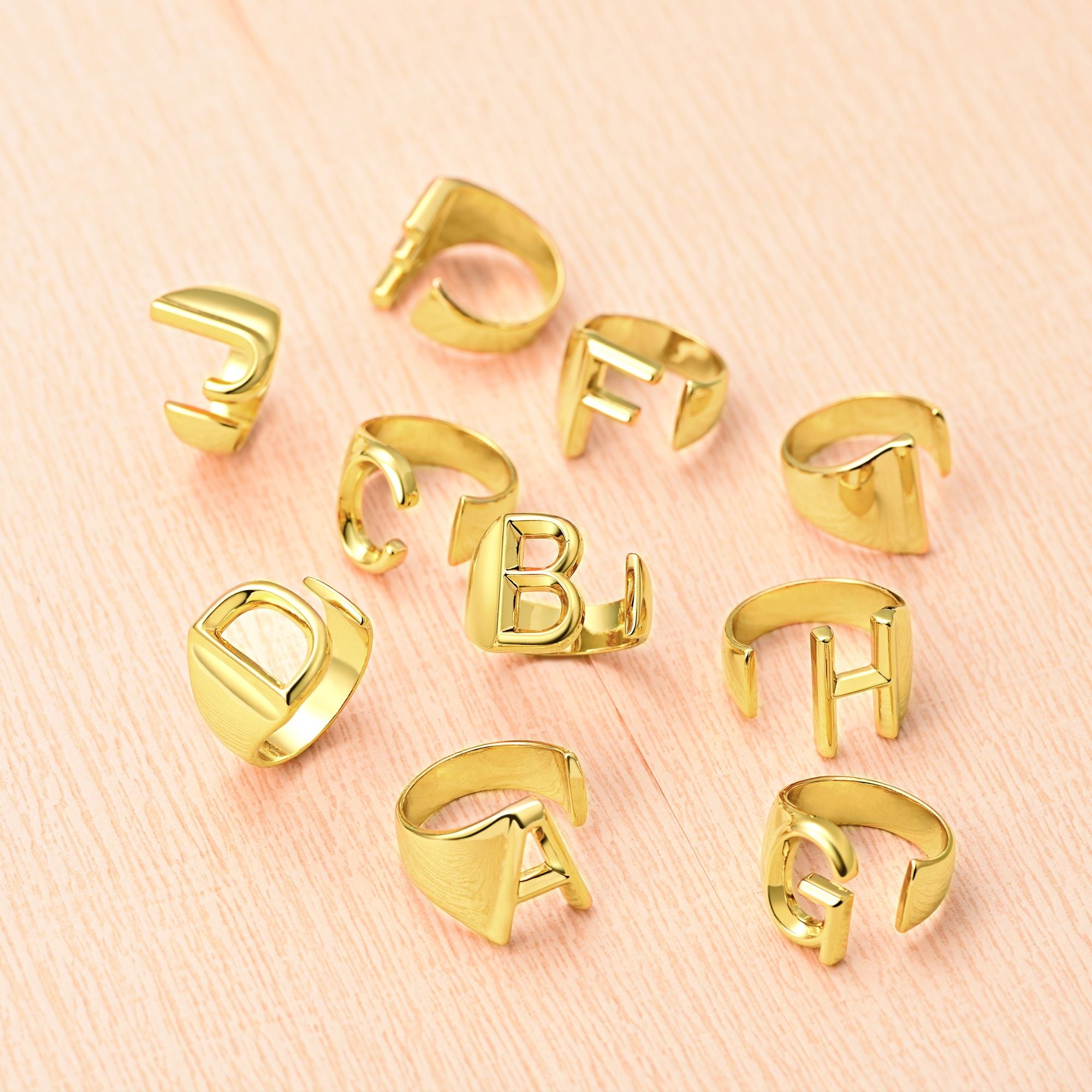 FindChic Gold Plated Initial M Rings for Women - Personalized Engraved Open Signet Statement Ring for Her Mom Gift, Chic Party Jewelry